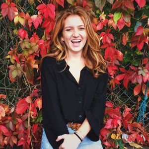 Meet your Posher, Lauren